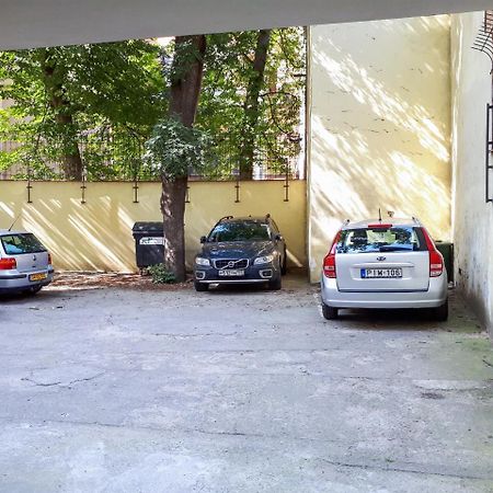 פראג Duskova Apartments מראה חיצוני תמונה