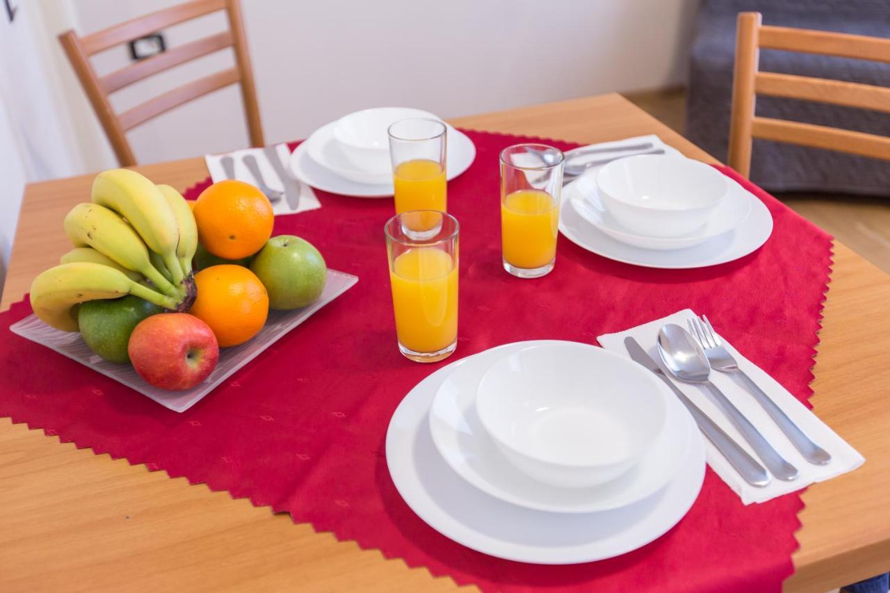 פראג Duskova Apartments מראה חיצוני תמונה