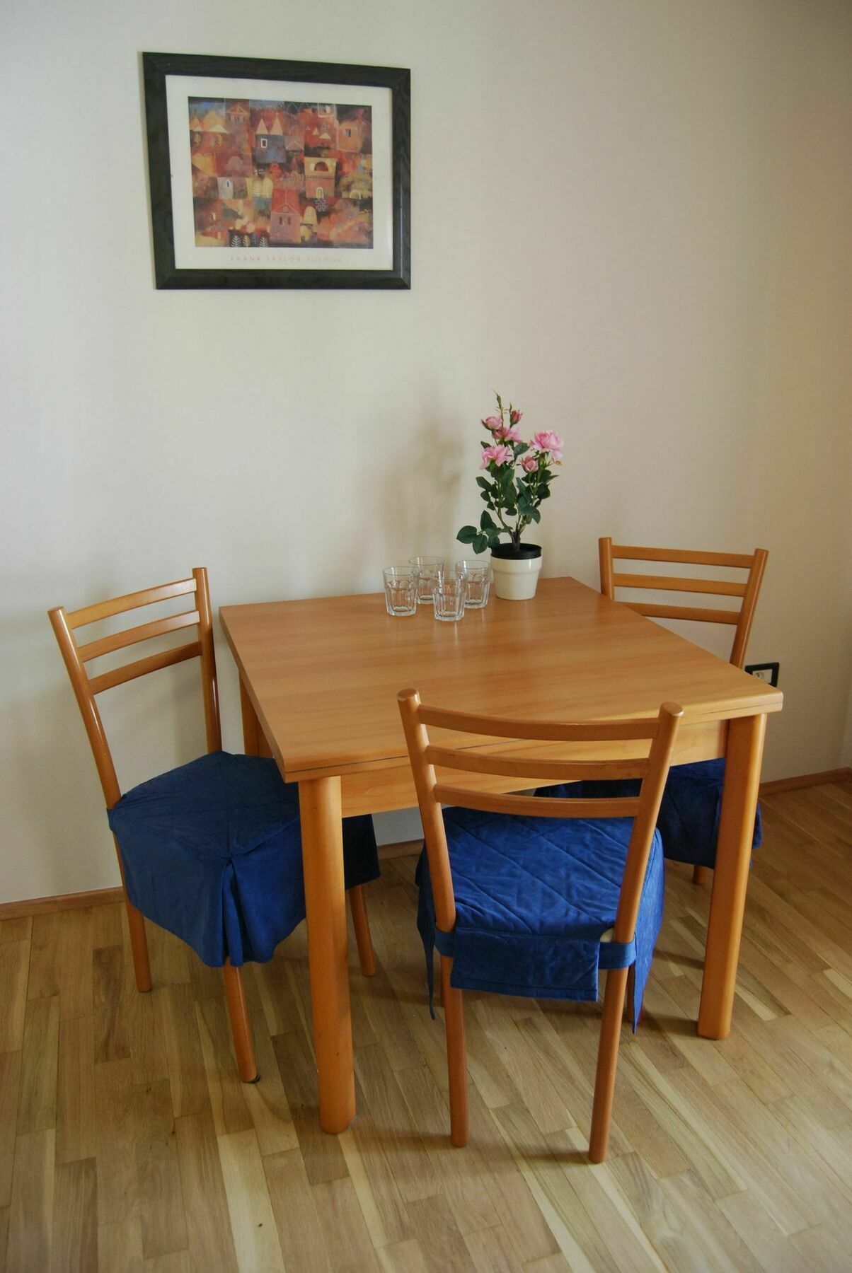 פראג Duskova Apartments מראה חיצוני תמונה